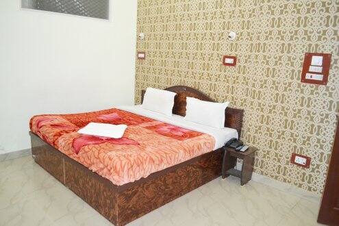 Hotel Shaani Resort, Srinagar 2